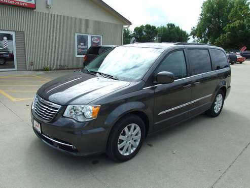 2015 Chrysler Town & Country Touring - Leather - DVD - Stow and Go for sale in Vinton, IA