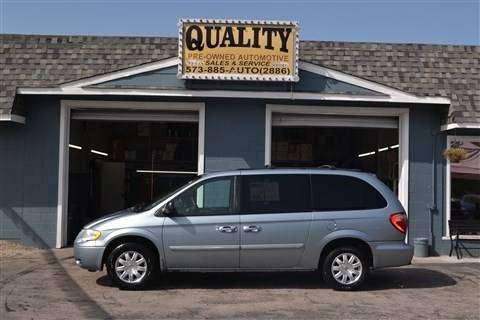 2006 Chrysler Town Country LWB 4dr Touring - cars & trucks - by... for sale in Cuba, MO
