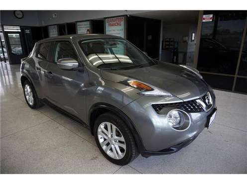 2015 Nissan JUKE S Sport Utility 4D WE CAN BEAT ANY RATE IN TOWN! -... for sale in Sacramento , CA