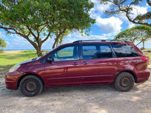 TOYOTA SIENNA - cars & trucks - by owner - vehicle automotive sale for sale in Kilauea, HI