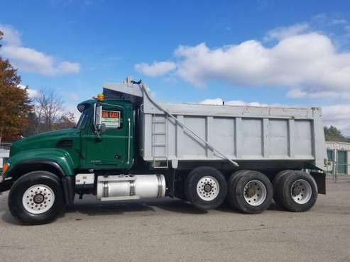 2005 Mack CV713 - cars & trucks - by owner - vehicle automotive sale for sale in Buxton, ME