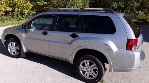 Absolutely Beautiful 2008 Mitsubishi Endeavour 4x4 southern vehicle... for sale in Youngstown, OH