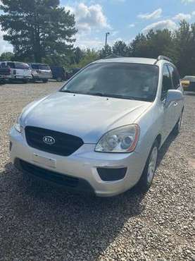 2009 Kia Rondo - cars & trucks - by dealer - vehicle automotive sale for sale in Greenbrier, AR