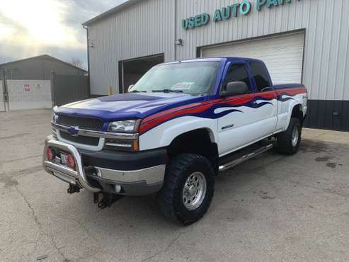 2003 SILVERADO 2500HD 4X4 6.0 - cars & trucks - by owner - vehicle... for sale in New Lenox, IL