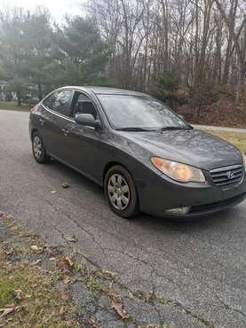 08 HYUNDAI ELANTRA NO ISSUES - cars & trucks - by owner - vehicle... for sale in Newburgh, NY