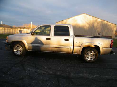 2005 CHEVROLET SILVERADO - cars & trucks - by owner - vehicle... for sale in Greenwood, IN