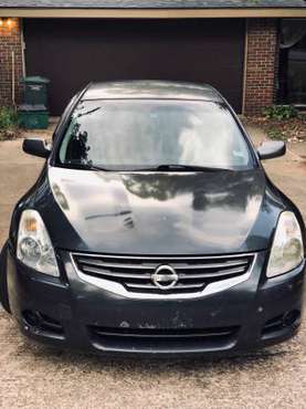 Has some issues 2010 Nissan Altima for sale in Fayetteville, AR