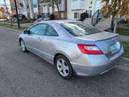 2007 honda Civic coupe - cars & trucks - by owner - vehicle... for sale in Minneapolis, MN