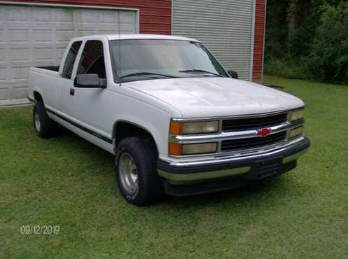1998 chevy truck no rust southern truck for sale in Detroit, MI