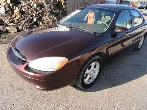 2000 Ford Taurus for sale in Dorchester, WI