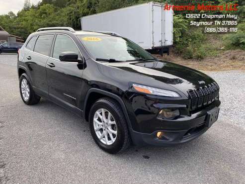 2016 Jeep Cherokee Latitude 4x4 4dr SUV - - by dealer for sale in Seymour, TN