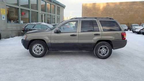2004 Jeep Grand Cherokee Laredo V8 Auto 4x4 Leather Sunroof - cars &... for sale in Anchorage, AK