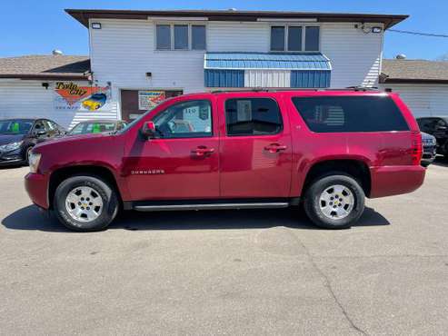 2010 Chevrolet Suburban LT 4x4/3rd Row/Leather/DVD! for sale in Grand Forks, ND