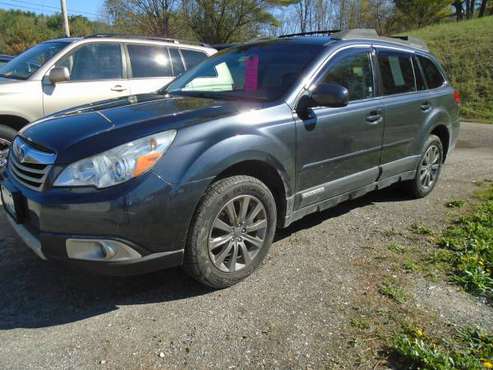 2011 Subaru Outback Limited - - by dealer - vehicle for sale in Leicester, VT