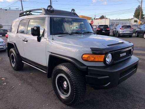 2013 Toyota FJ Cruiser Rare Trail Team Special Edition 1-Owner!... for sale in Portland, OR