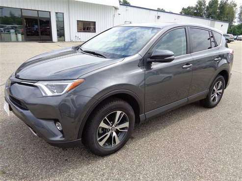 2018 Toyota Rav4 XLE - AWD - Moonroof for sale in Wautoma, WI