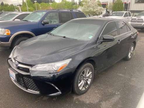 2017 Toyota Camry SE Auto Sedan - - by dealer for sale in Vancouver, OR