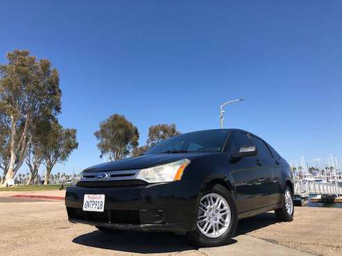 2011 Ford Focus SE 4-door gas saver, 4 cylinder for sale in Chula vista, CA
