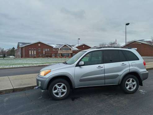 TOYOTA Rav-4 L-4WD - cars & trucks - by owner - vehicle automotive... for sale in Hamilton, OH