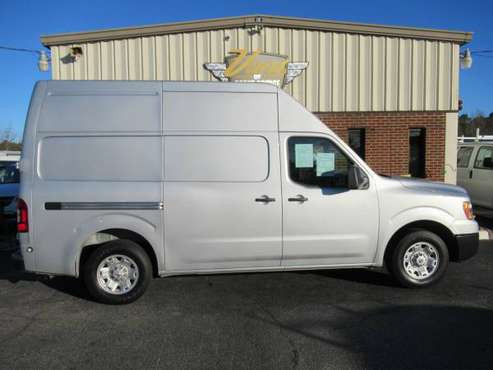 2018 Nissan NV2500 SV High Roof Cargo Van---V6 - cars & trucks - by... for sale in Chesapeake , VA