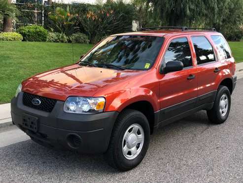 2007 Ford Escape - cars & trucks - by dealer - vehicle automotive sale for sale in Panorama, CA