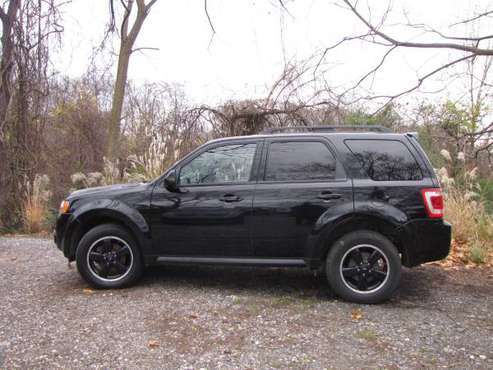 2010 Ford Escape XLT 4X4 - cars & trucks - by owner - vehicle... for sale in Pasadena, MD