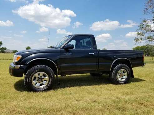2000 Toyota Tacoma 4x4 - cars & trucks - by owner - vehicle... for sale in Kaufman, TX