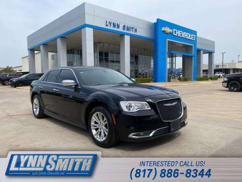 2016 Chrysler 300-Series Base - - by dealer - vehicle for sale in Burleson, TX