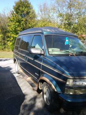 2000 Chevy Astro Conversion Van for sale in Dandridge, TN
