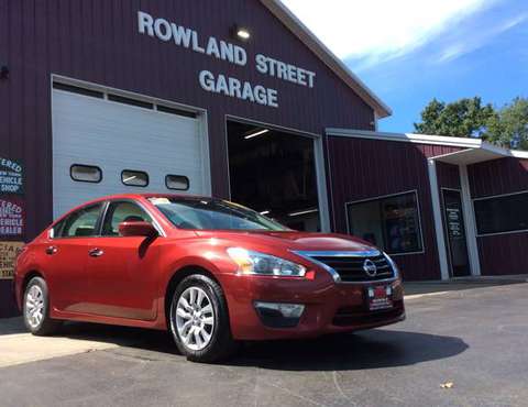 2013 Nissan Altima S- SUPER NICE! - cars & trucks - by dealer -... for sale in Ballston Spa, NY