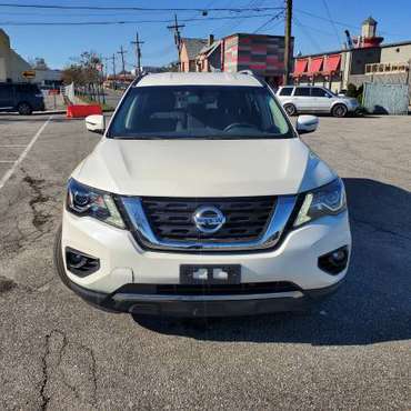 2017 Nissan Pathfinder SV - cars & trucks - by owner - vehicle... for sale in Brooklyn, NY