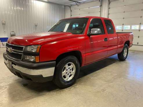 2007 Chevy Silverado 2x2 - cars & trucks - by owner - vehicle... for sale in Frontenac, MO