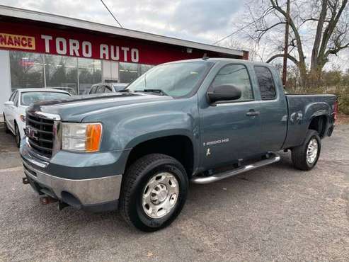 2007 GMC Sierra 2500HD 4WD 101K **6.0L V8*~*Finance Available-New... for sale in East Windsor, CT