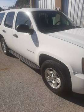 07 chevy tahoe 3rd row ez financing - cars & trucks - by dealer -... for sale in Shannon, MS