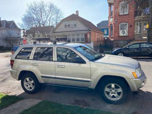 2007 Jeep Grand Cherokee Laredo - SET OF SNOW TIRES INCLUDED - cars... for sale in Buffalo, NY