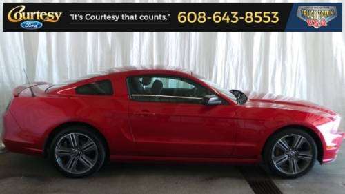 2013 Ford Mustang V6 SE HABLA ESPAÑOL!! for sale in Sauk City, WI