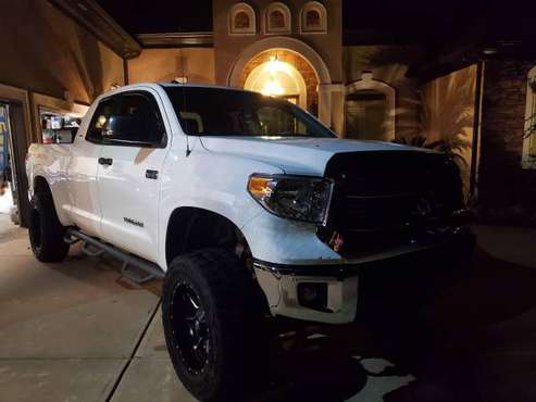 2017 Toyota Tundra 6"lift - cars & trucks - by owner - vehicle... for sale in Locust Grove, GA