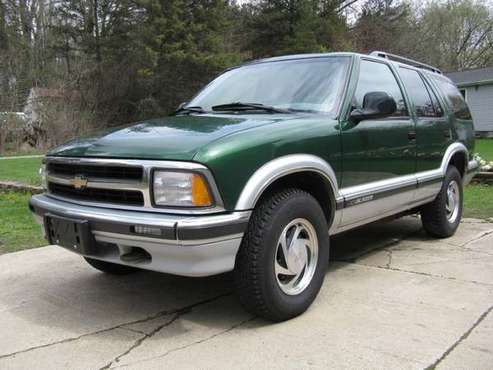 1997 Chevrolet Blazer LT 4x4 low miles orig paint clean - cars & for sale in Rives Junction, MI