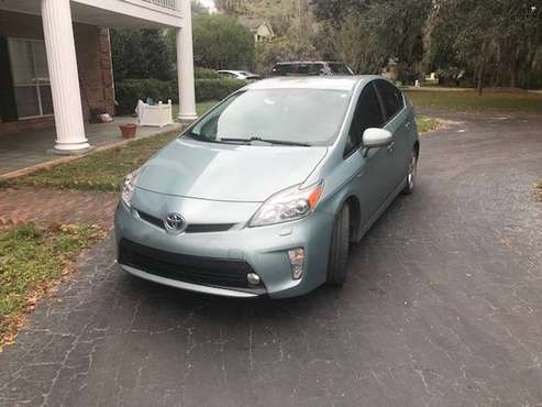 2015 Prius 5 - cars & trucks - by owner - vehicle automotive sale for sale in Gainesville, FL