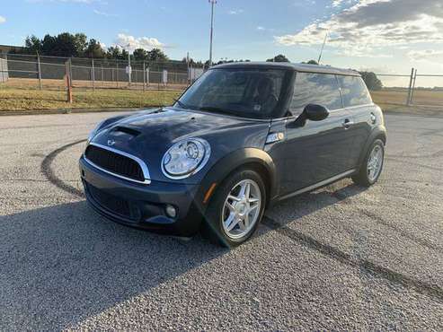 2009 Mini Cooper S Hatchback 2D AUTOMATIC 126K MILES - cars & trucks... for sale in Gainesville, GA