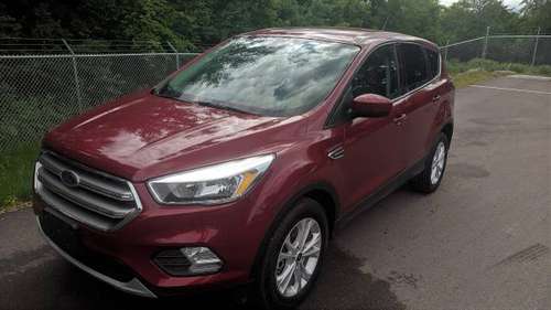 2017 Ford Escape SE AWD with 27K Miles. 90 day warranty! for sale in Jordan, MN