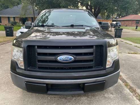LIKE NEW 2009 Ford F-150 XL for sale in Baton Rouge , LA