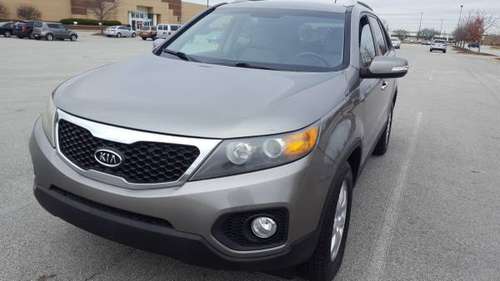 2011 Kia Serento xl - cars & trucks - by owner - vehicle automotive... for sale in Robbins, IL