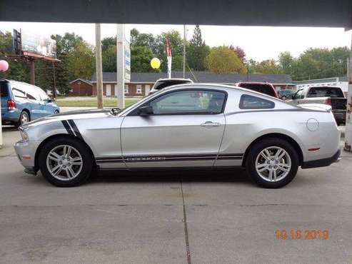 2011 FORD MUSTANG EZ FINANCING AVAILABLE for sale in Springfield, IL