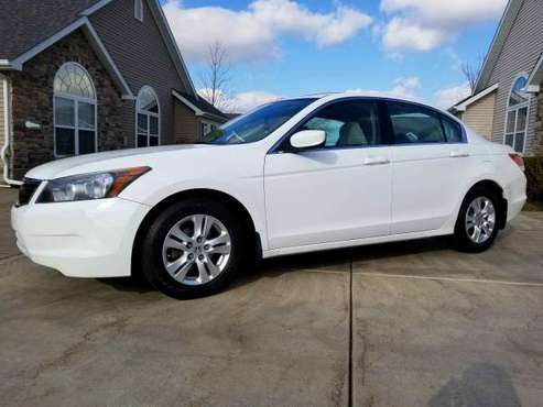 Honda Accord LX-P 2009 - cars & trucks - by owner - vehicle... for sale in Crown Point, IL