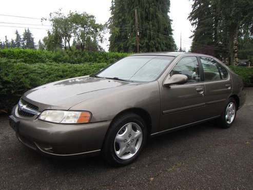 2000 Nissan Altima GXE - cars & trucks - by dealer - vehicle... for sale in Shoreline, WA