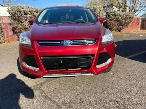 2013 Ford Escape SEL 4WD - cars & trucks - by dealer - vehicle... for sale in Yakima, WA