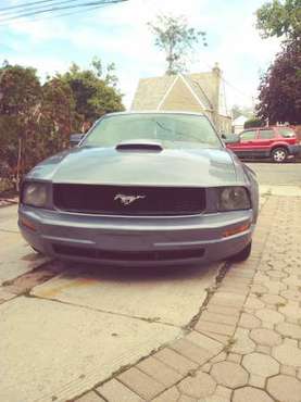 2006 ford mustang for sale in Cambria Heights, NY