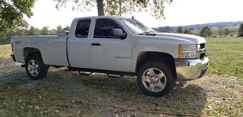 2008 Chevy duramax 2500 HD for sale in Marion, IL
