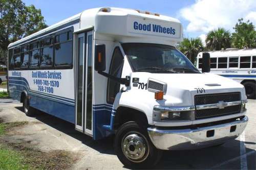2007 CHEVROLET C4500 CUTAWAY VAN - cars & trucks - by owner -... for sale in Miami, FL